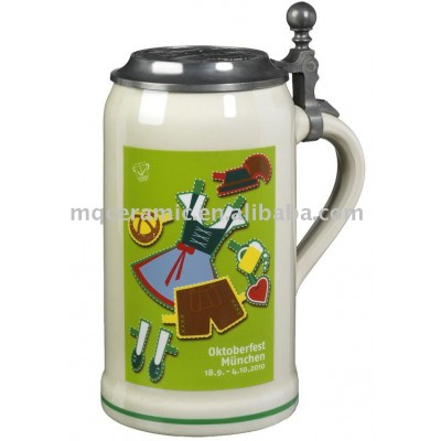 Ceramic beer mug with tinny lid